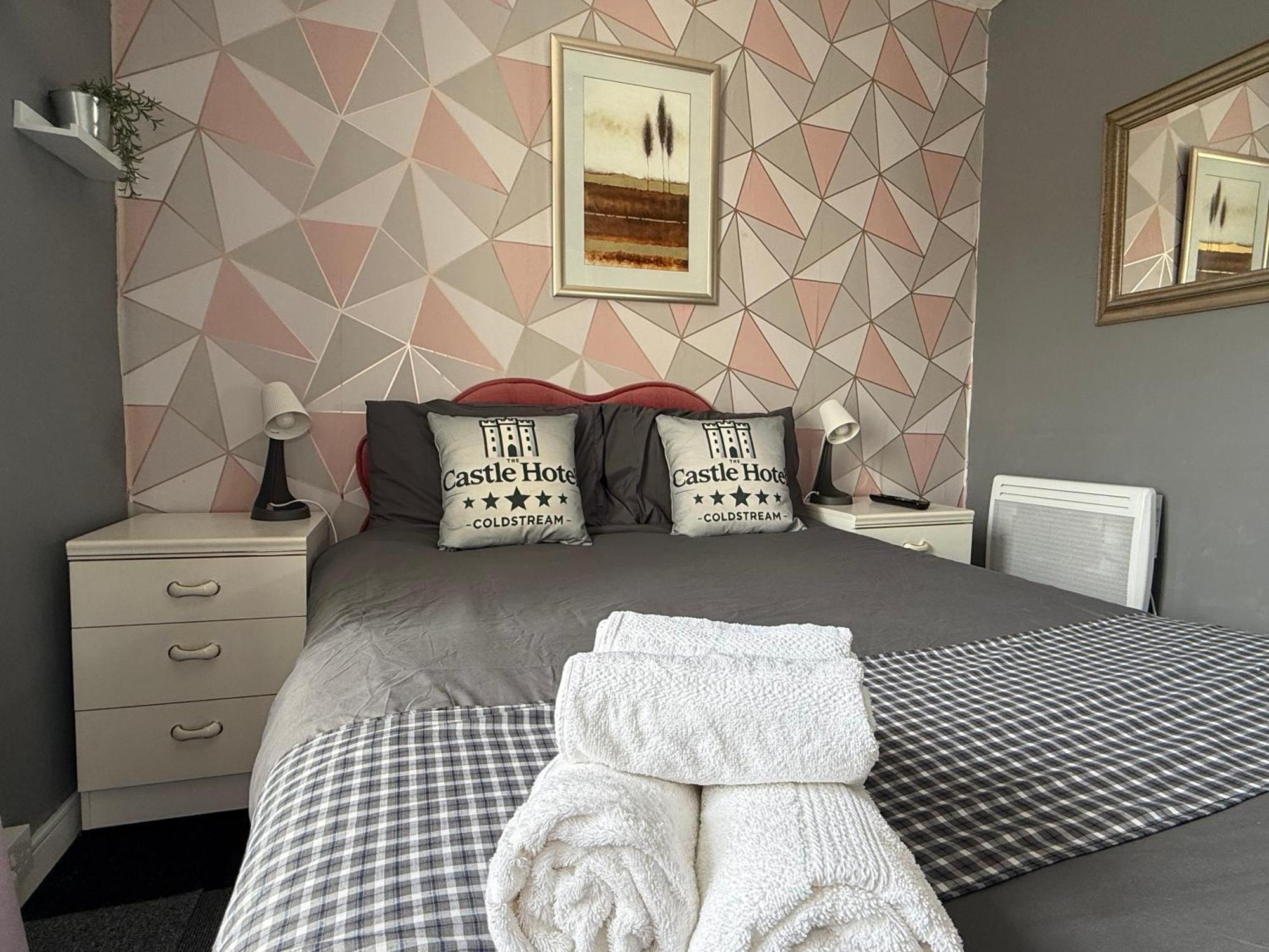 Self Check In Room Accommodation Only The Castle, Coldstream Luaran gambar